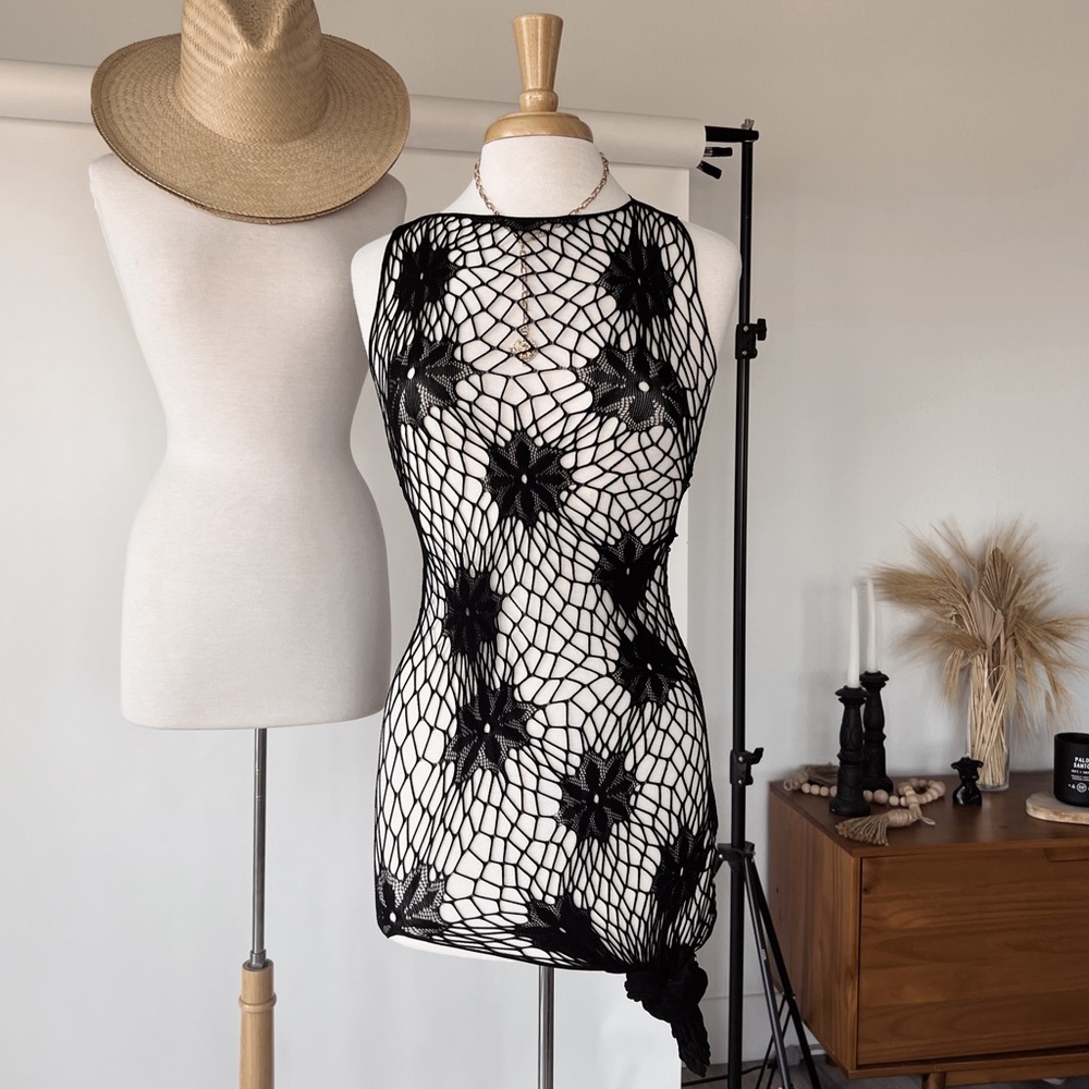 BLACK MESH COVER UP DRESS - Picture 6 of 6